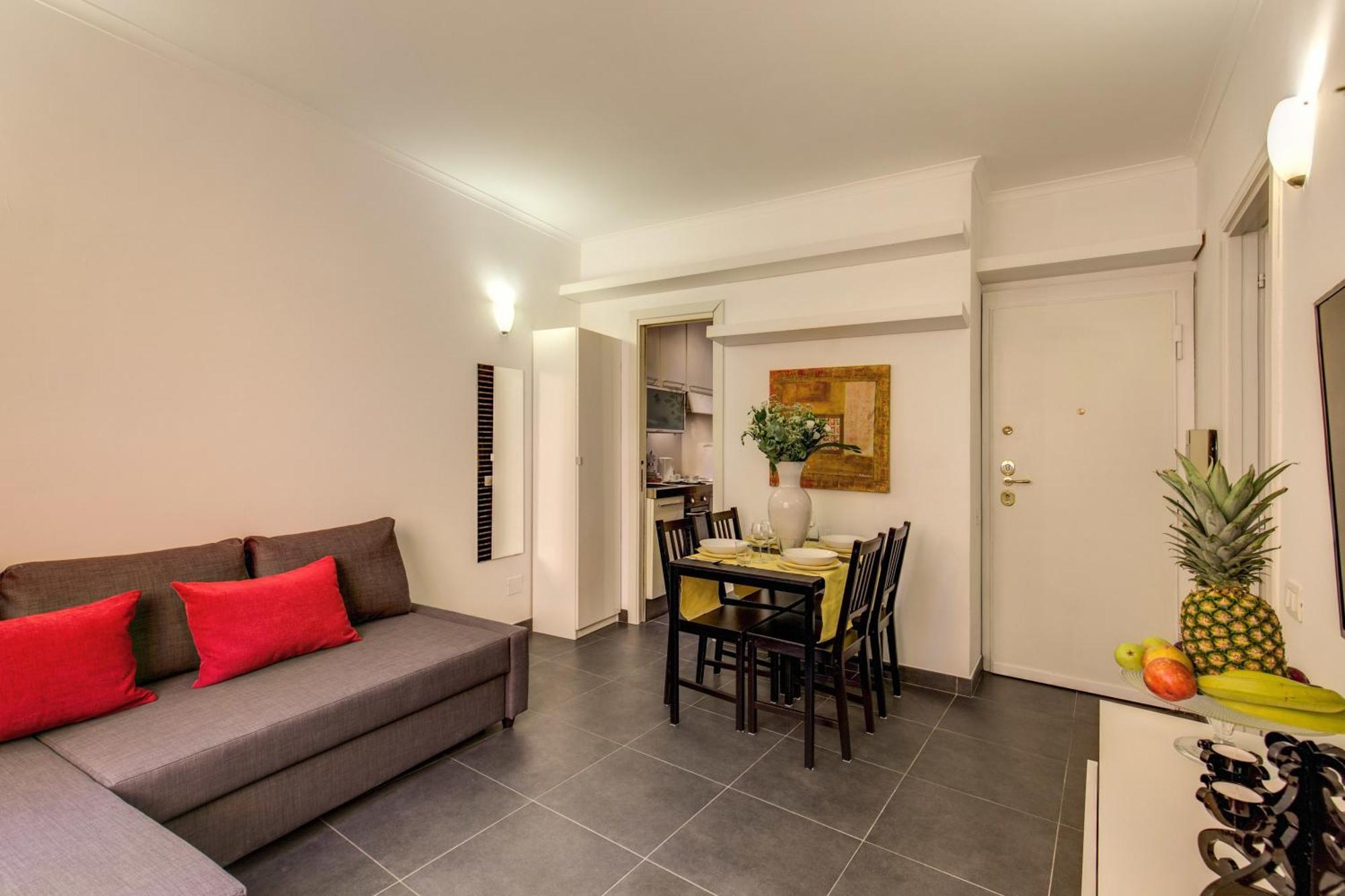 Elegant Apartment Behind The Colosseum Roma Quarto foto